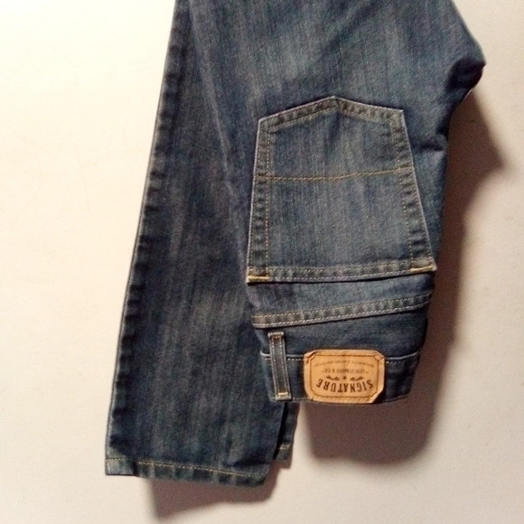 LEVI Strauss and Co Signature skinny girls jeans. Size 14 Regular. - Picture 4 of 7